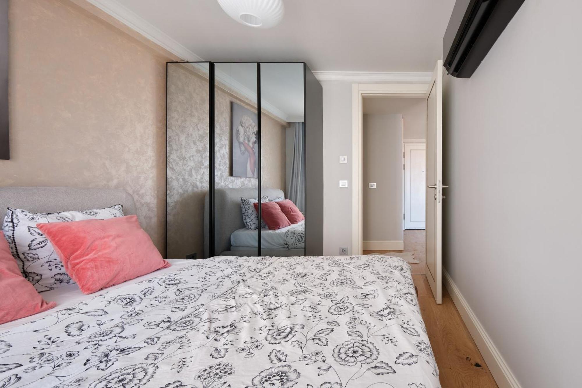 Taksim Lagirio Residence Istanbul Exterior photo